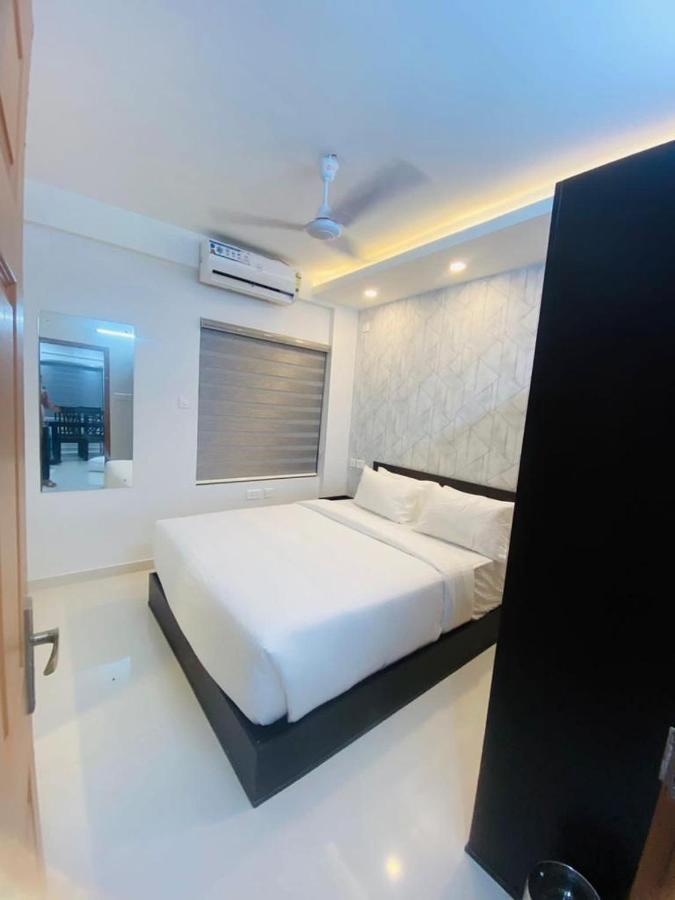 Hotel Nujoom Rooms & Apartments Kochi Buitenkant foto